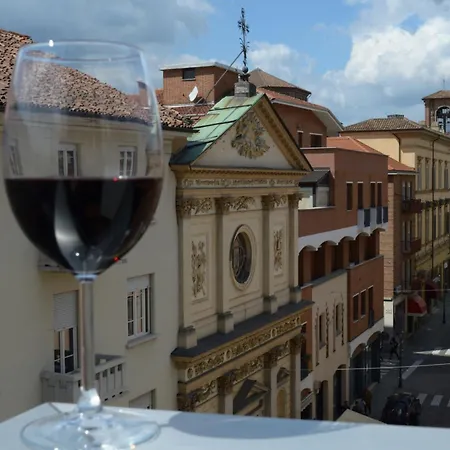 Phi Palio Szálloda 4*