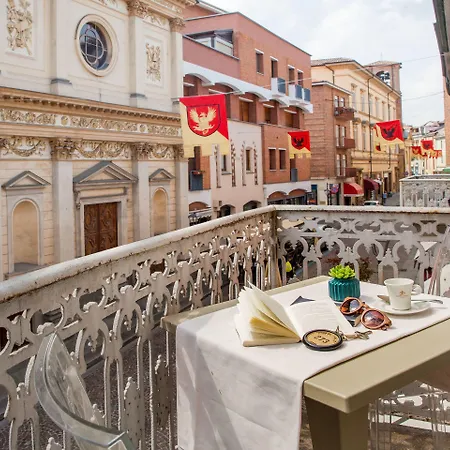 Hotel Phi Palio