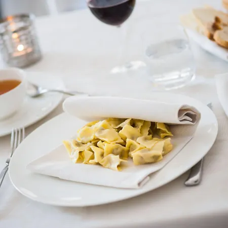 Hotel Phi Palio Asti